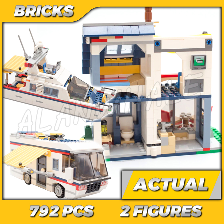 792pcs 3in1 Creative Vacation  - огляд і ціна Model Kit Yacht